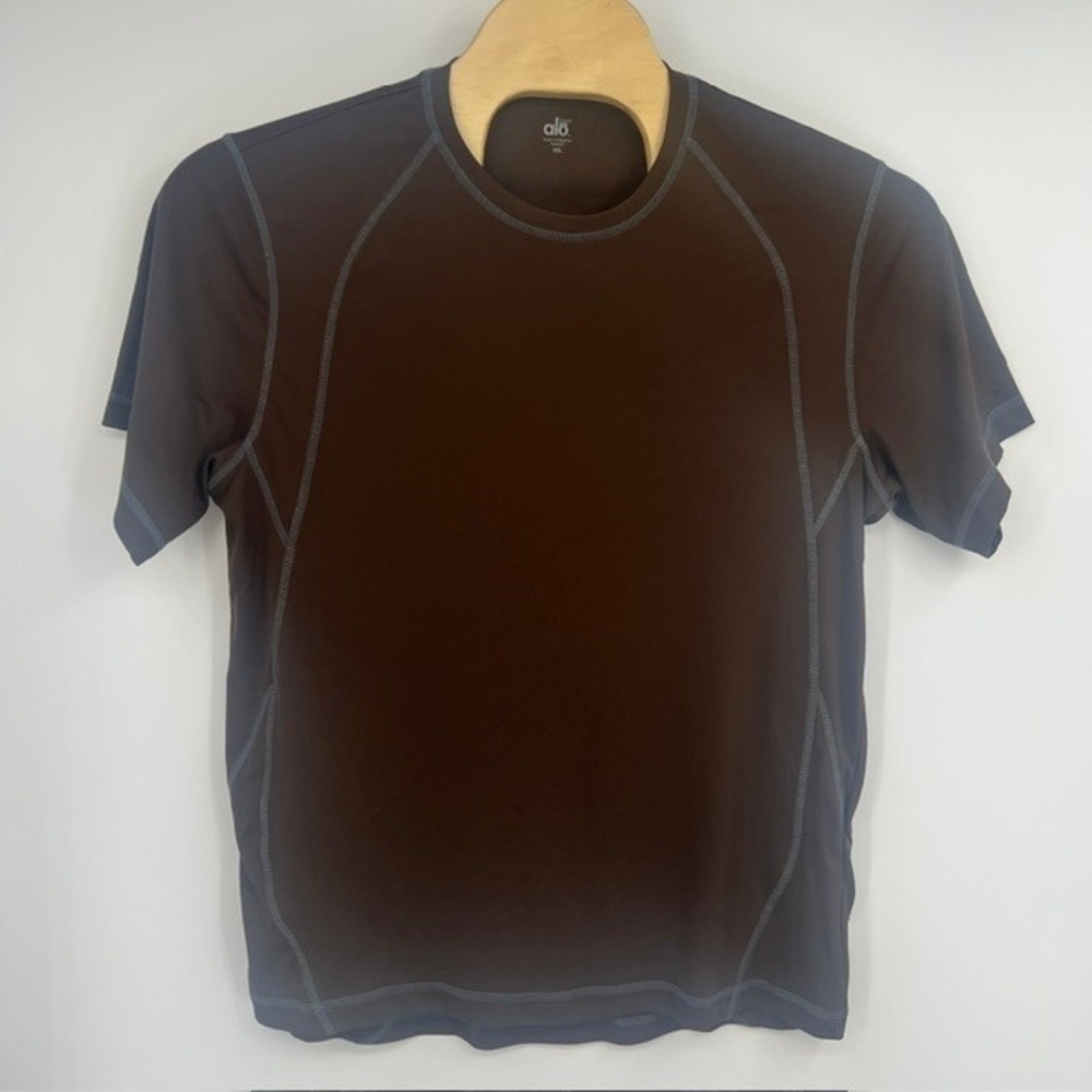 Alo Sport CoolFit Mens XXL Brown Performance Short Sleeve Training T-Shirt